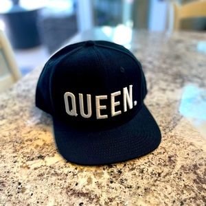 Black SnapBack “QUEEN” hat